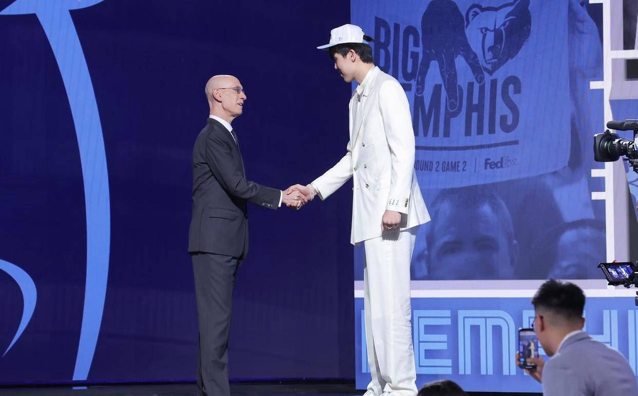 NBA首(shǒu)秀数据分析与球员成长
