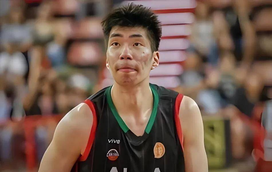 太亮眼(yǎn)！NBA+澳洲聯(lián)赛，中国3大球员集(jí)体爆发